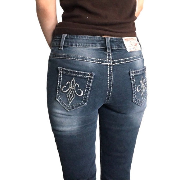 Vintage True Religon Bermuda Jean Shorts - Picture 7 of 16